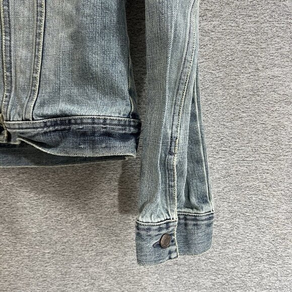 Old Navy Denim Jean Jacket Women Size Medium Blue Button Up 100% Cotton Trucker - Picture 8 of 12